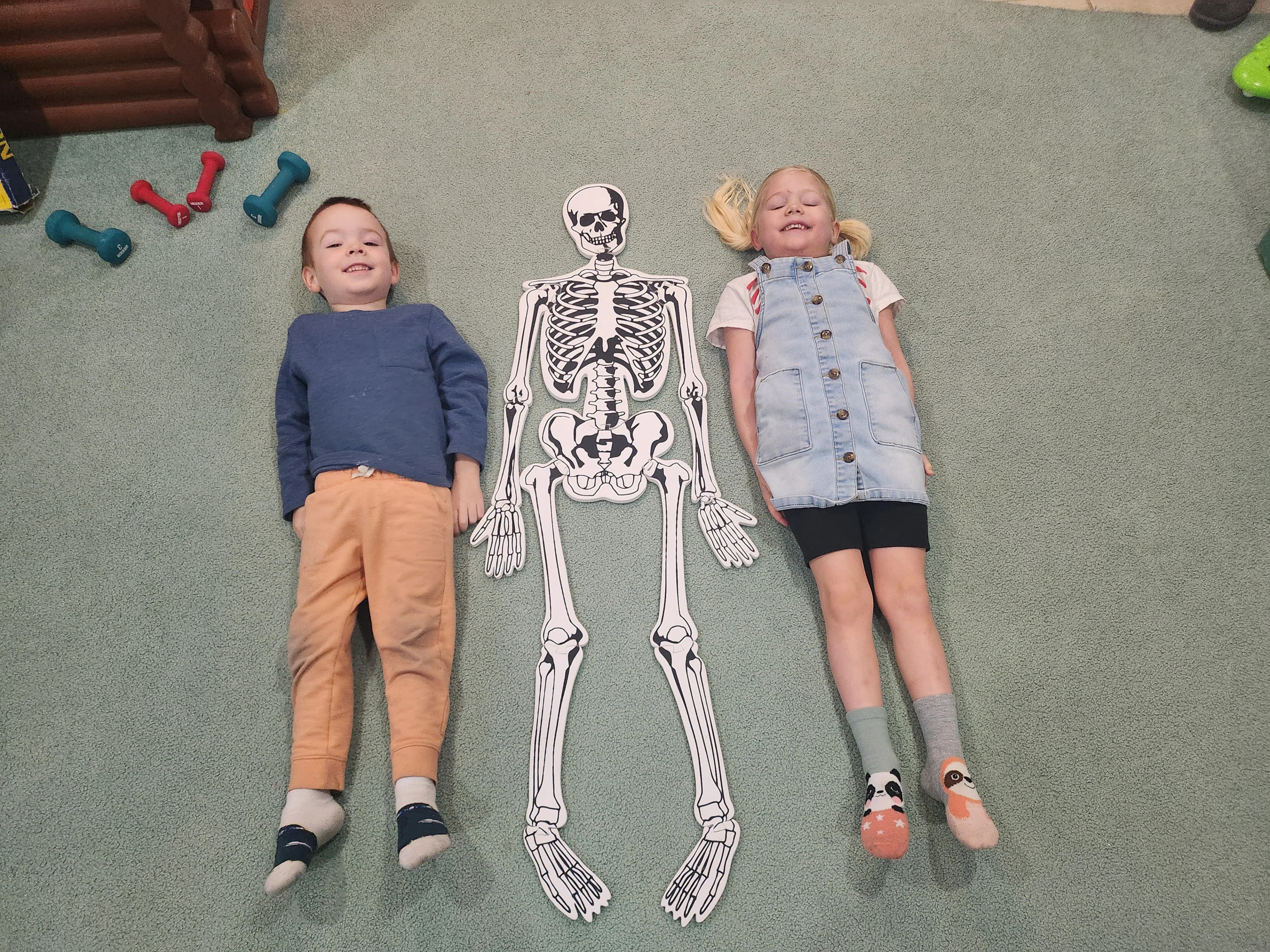 3 to 4 year old boy and girl